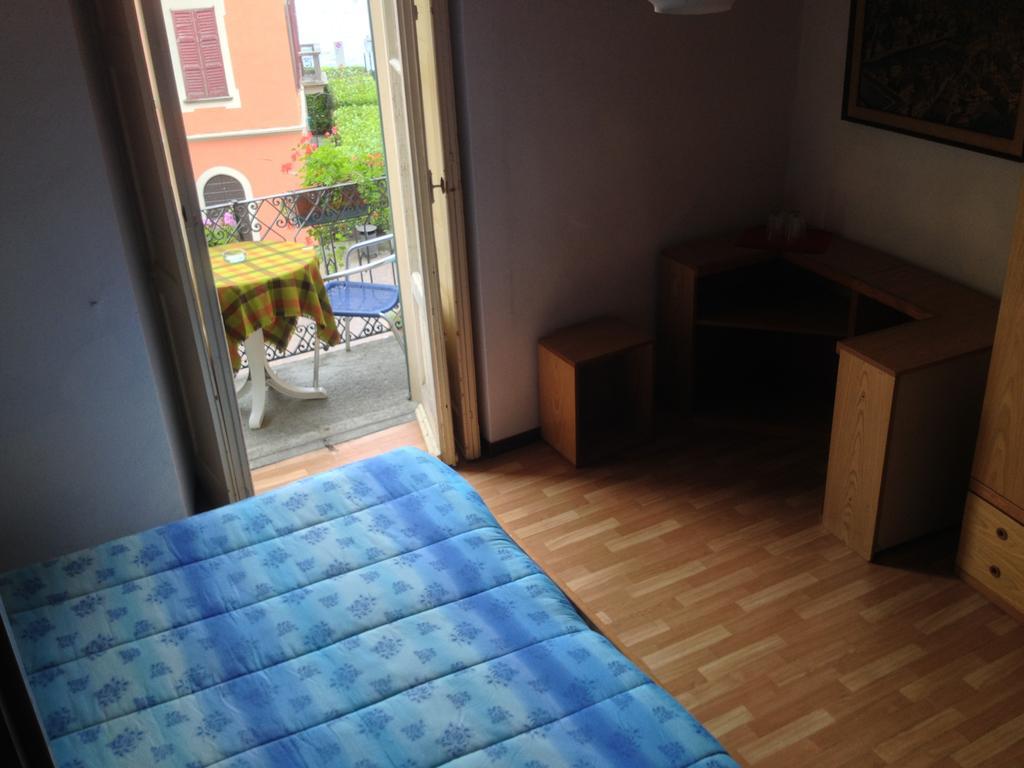 Albergo Il Vapore Menaggio Rum bild