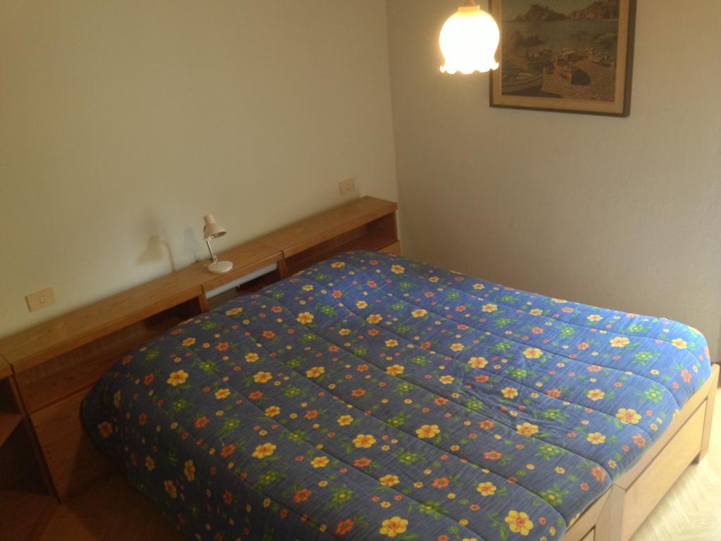 Albergo Il Vapore Menaggio Rum bild